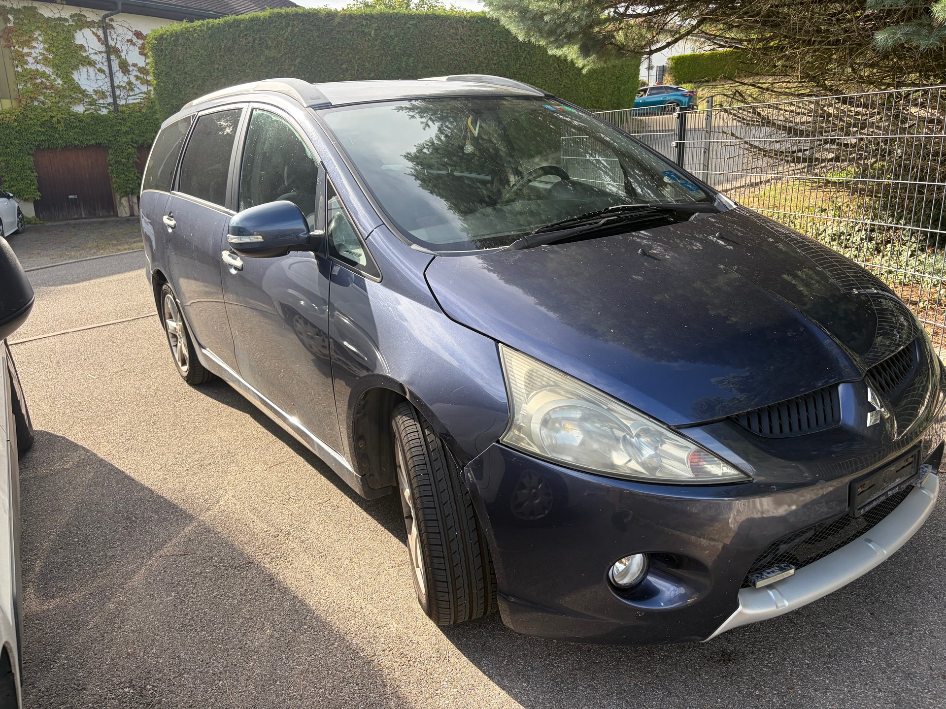 MITSUBISHI Grandis 2.4 16V Motion Automatic