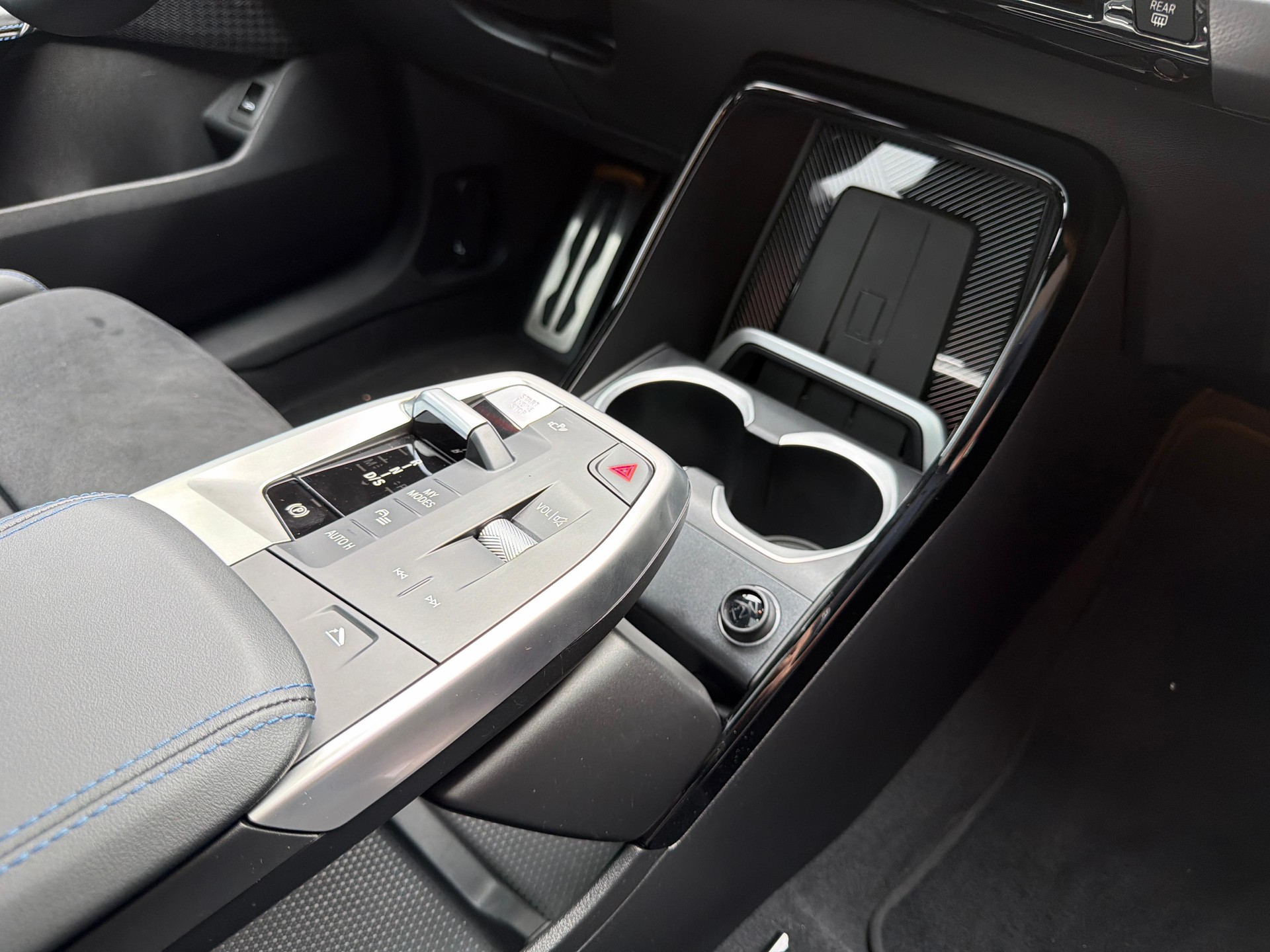 BMW X1 M35i-image-15