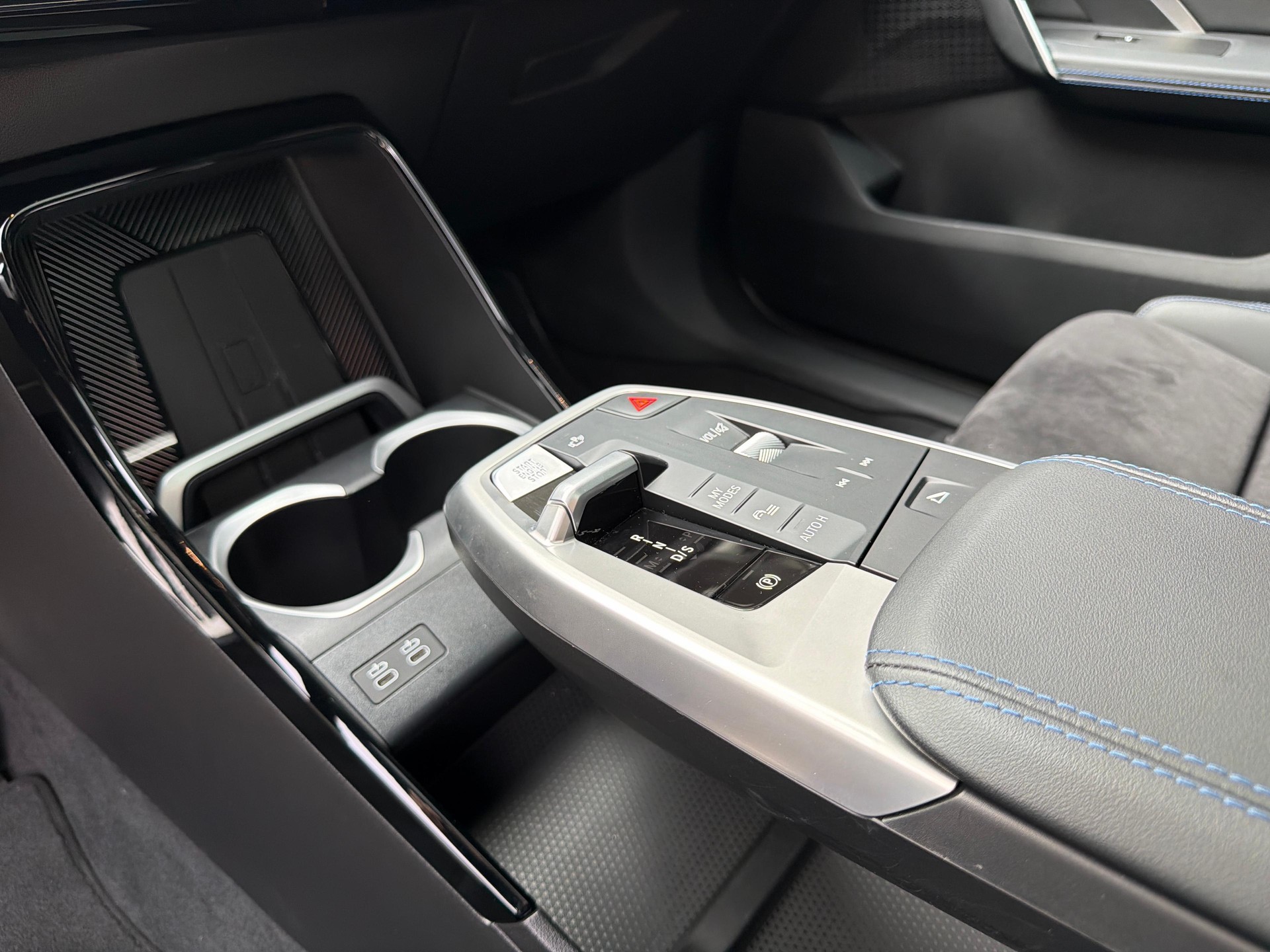 BMW X1 M35i-image-16