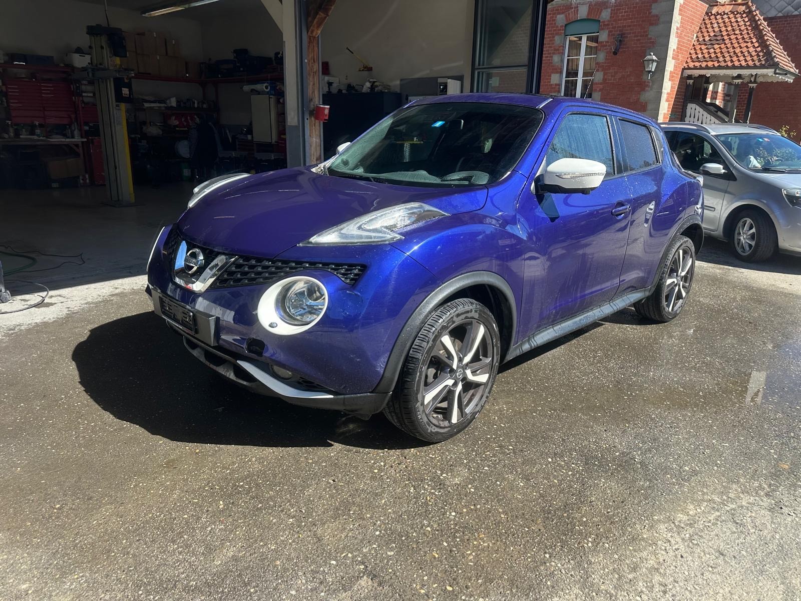 NISSAN Juke 1.2 DIG-T tekna-showroom-element-1