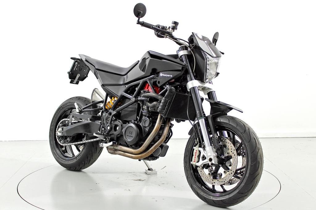 HUSQVARNA Nuda 900 R-image-1