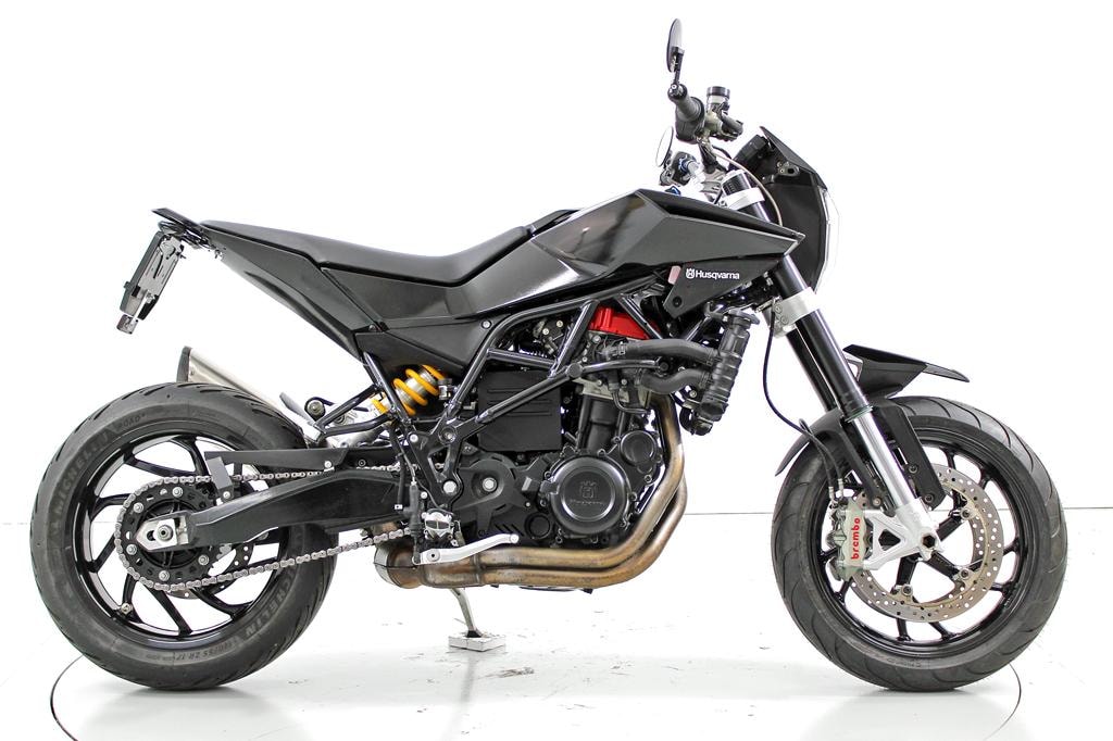 HUSQVARNA Nuda 900 R-image-3
