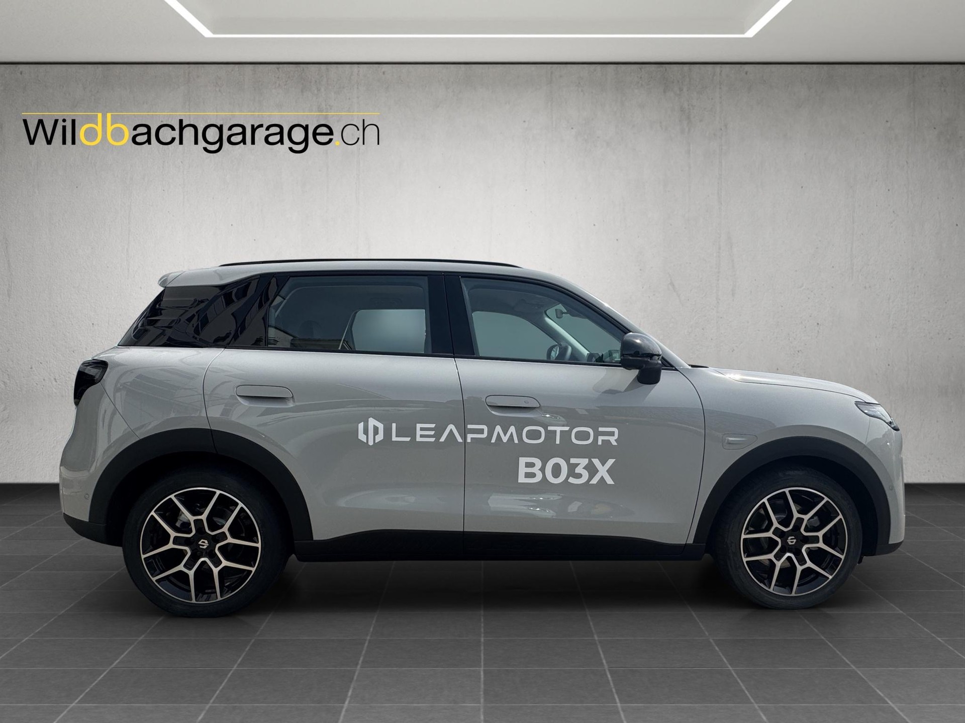 LEAPMOTOR B03X EV-image-5