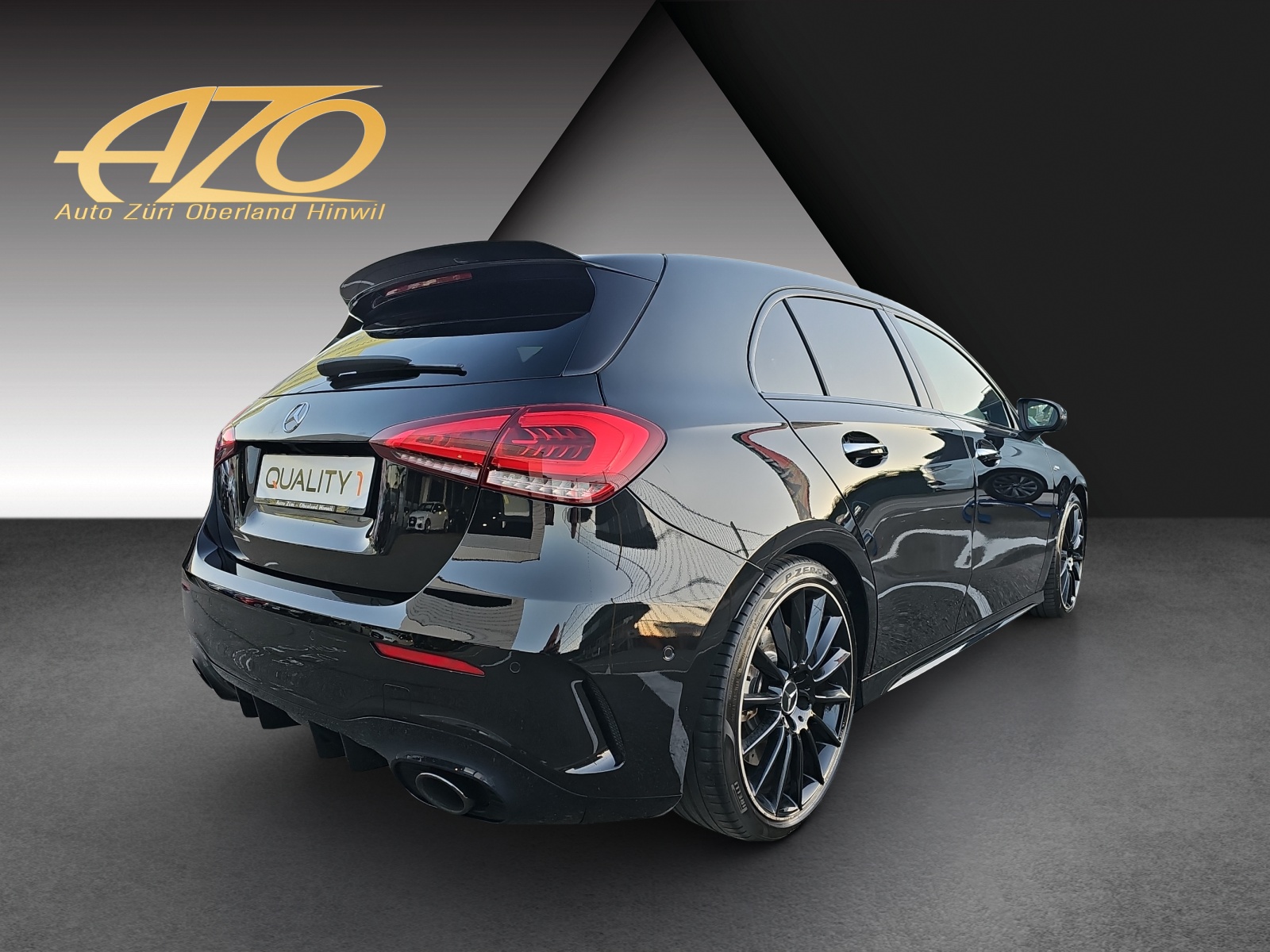 MERCEDES-BENZ A 35 AMG 4Matic Speedshift-showroom-element-2
