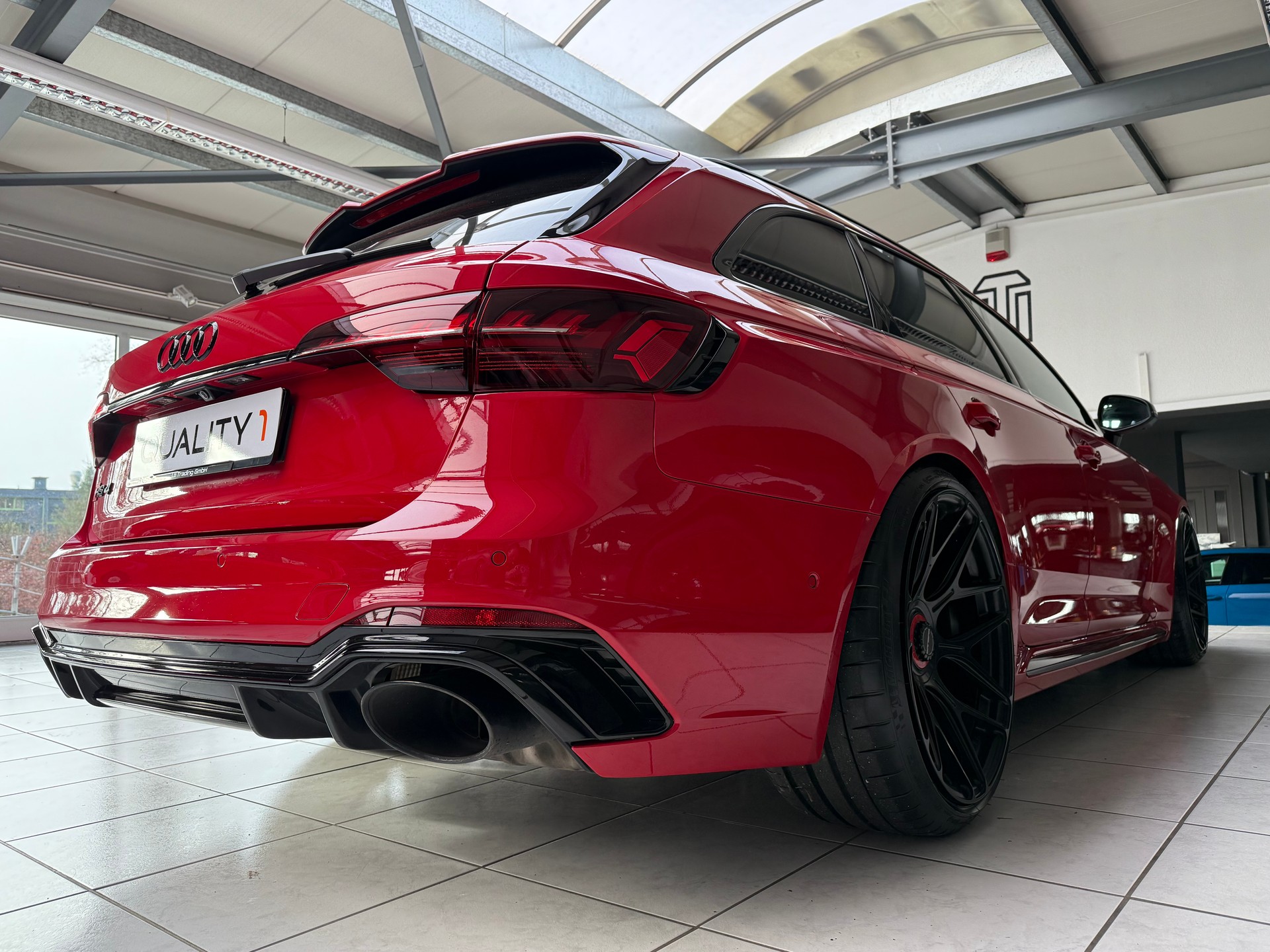 AUDI RS4 Avant 2.9 TFSI quattro tiptronic * Ceramic * H&R *-image-4