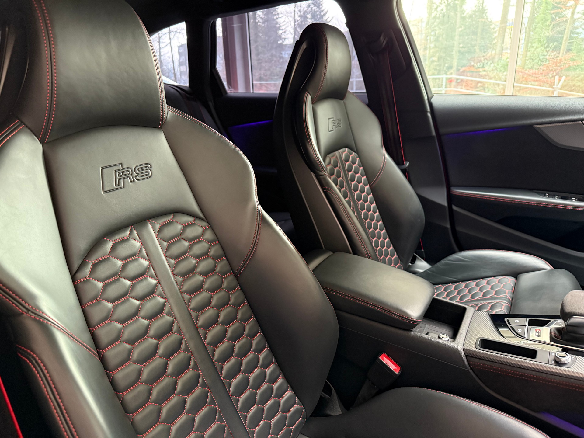 AUDI RS4 Avant 2.9 TFSI quattro tiptronic * Ceramic * H&R *-image-8