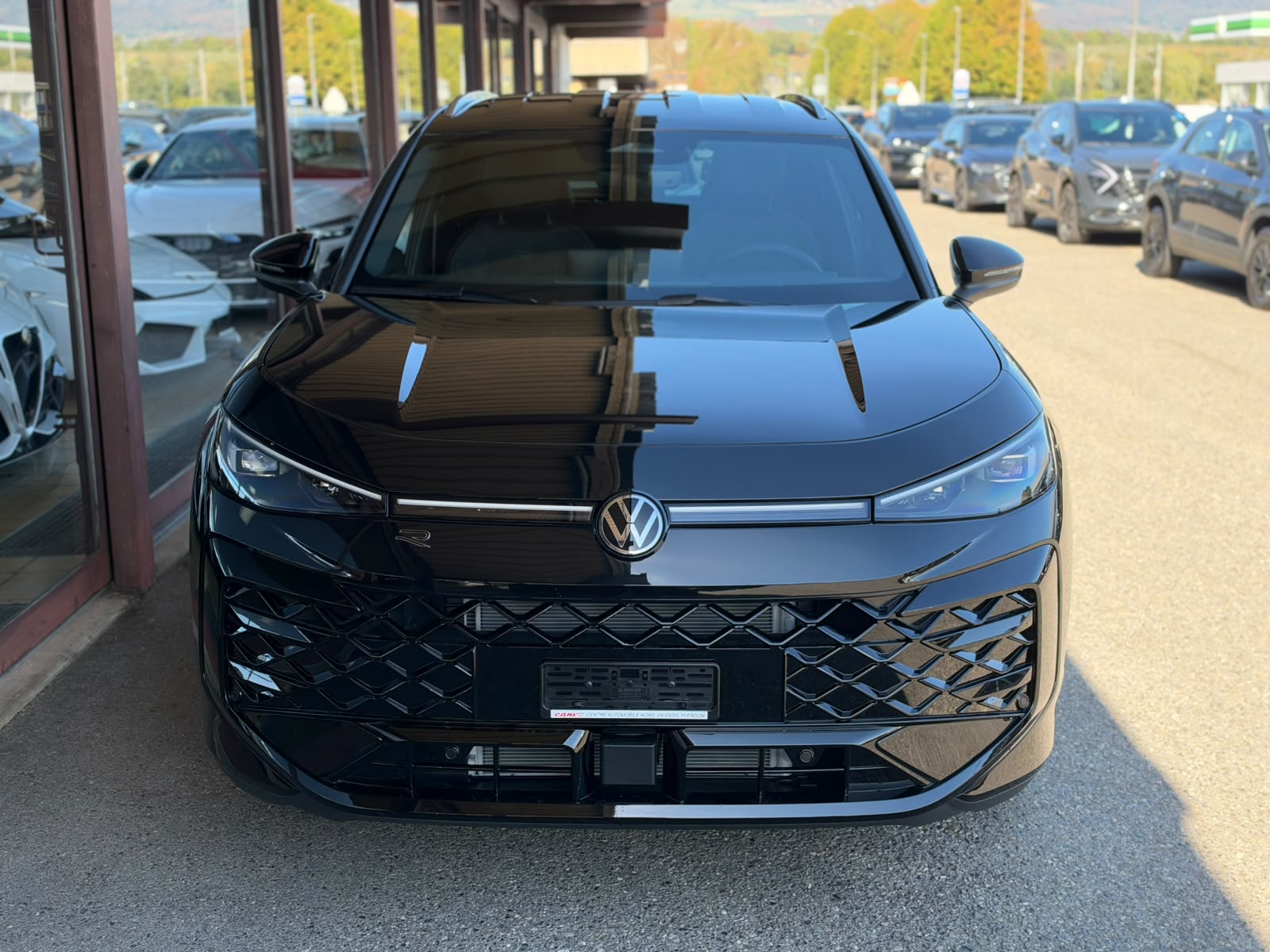 VW T-Roc 1.5 eTSI mHEV R-Line DSG-image-2
