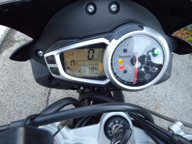 TRIUMPH Street Triple 675-image-4