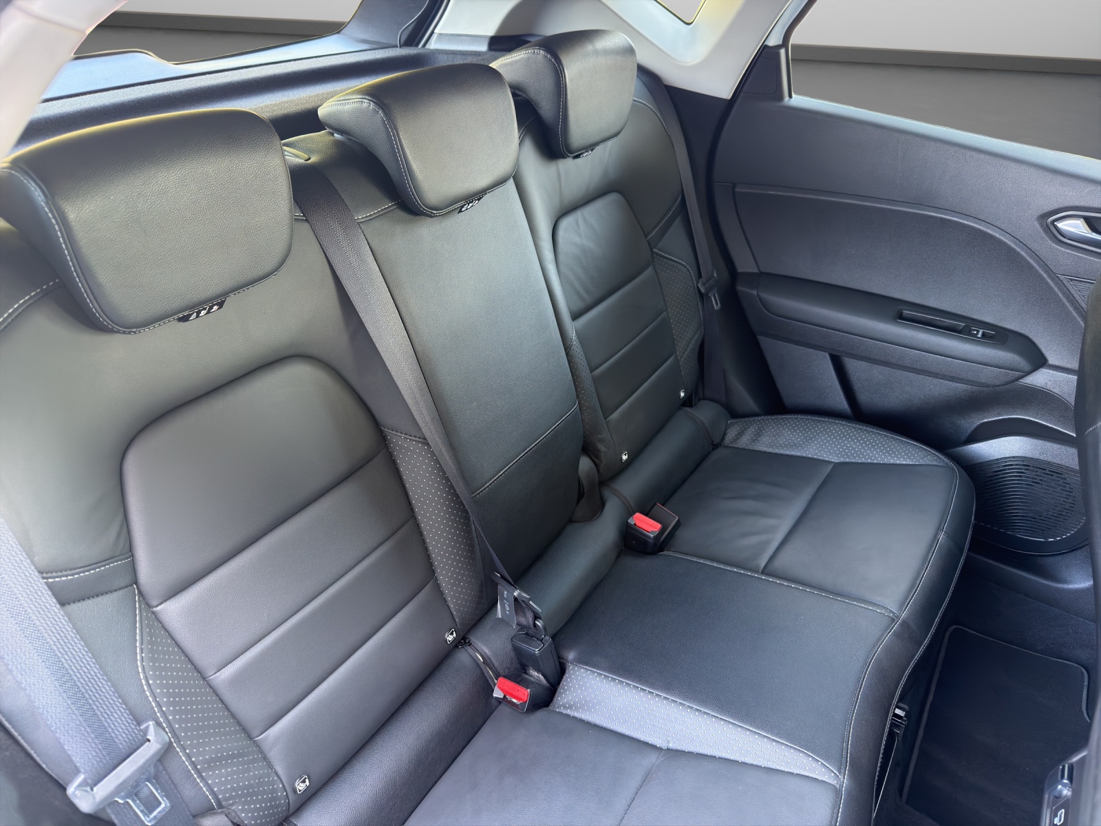 MITSUBISHI ASX 1.6 PHEV Instyle-image-14