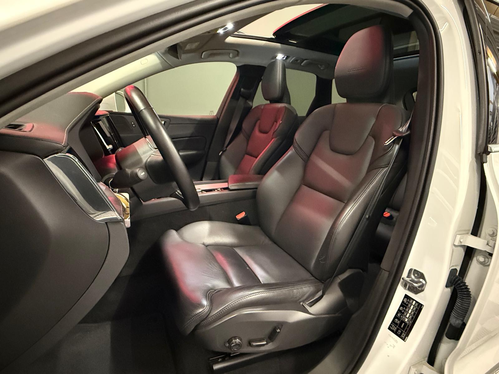 VOLVO XC60 T8 eAWD Inscription Geartronic-image-10
