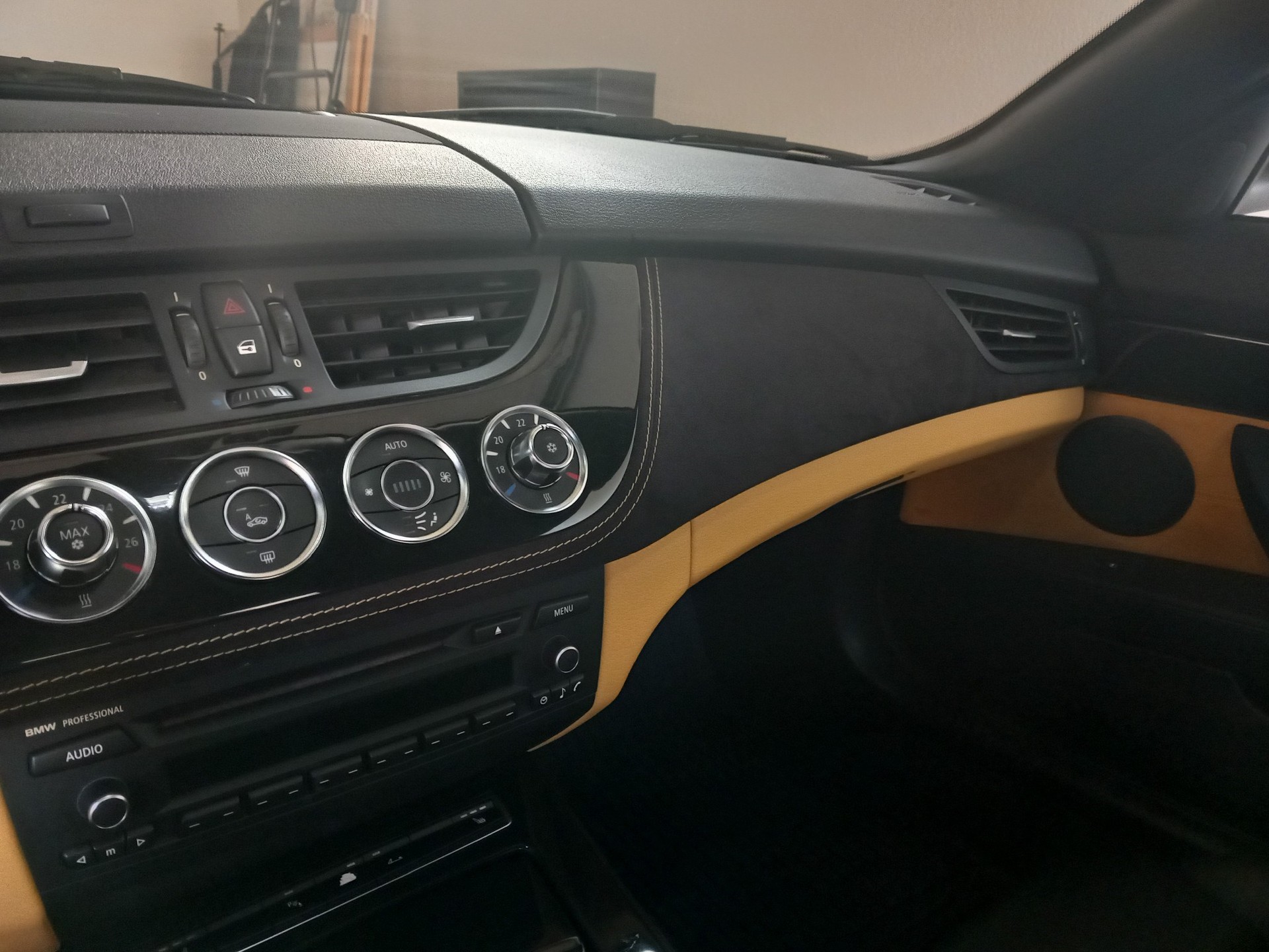 BMW Z4 sDrive23i-image-3