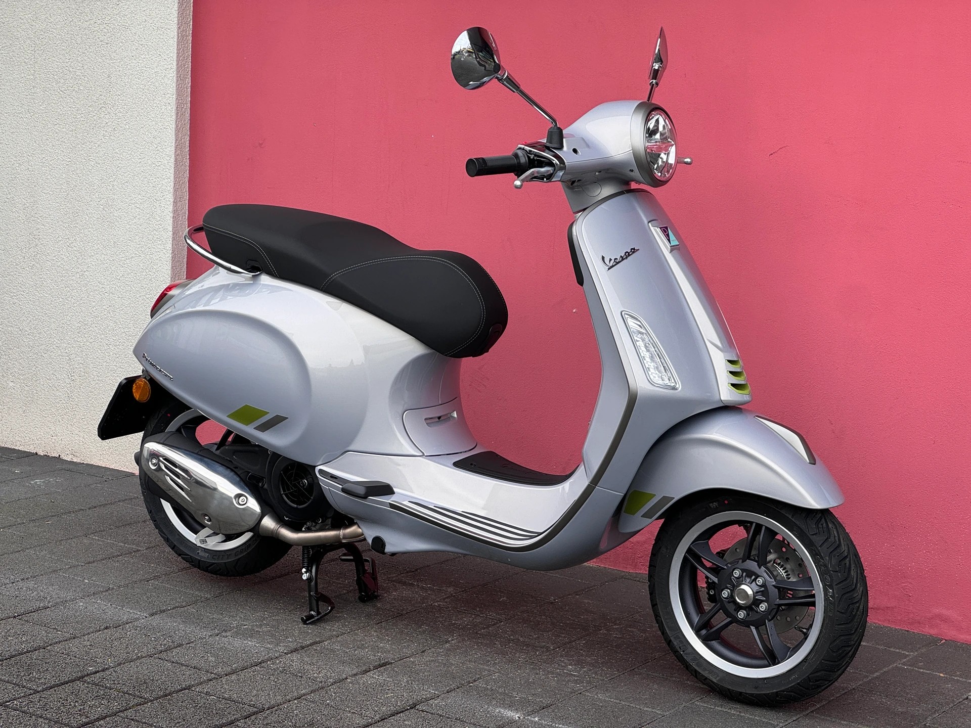 PIAGGIO Vespa 125 Primavera Tech ABS-image-1
