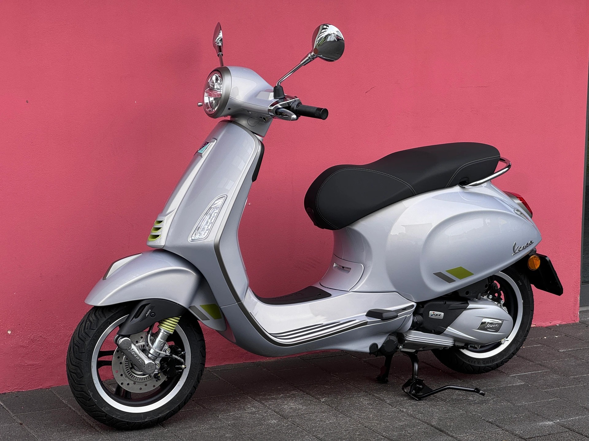PIAGGIO Vespa 125 Primavera Tech ABS-image-6