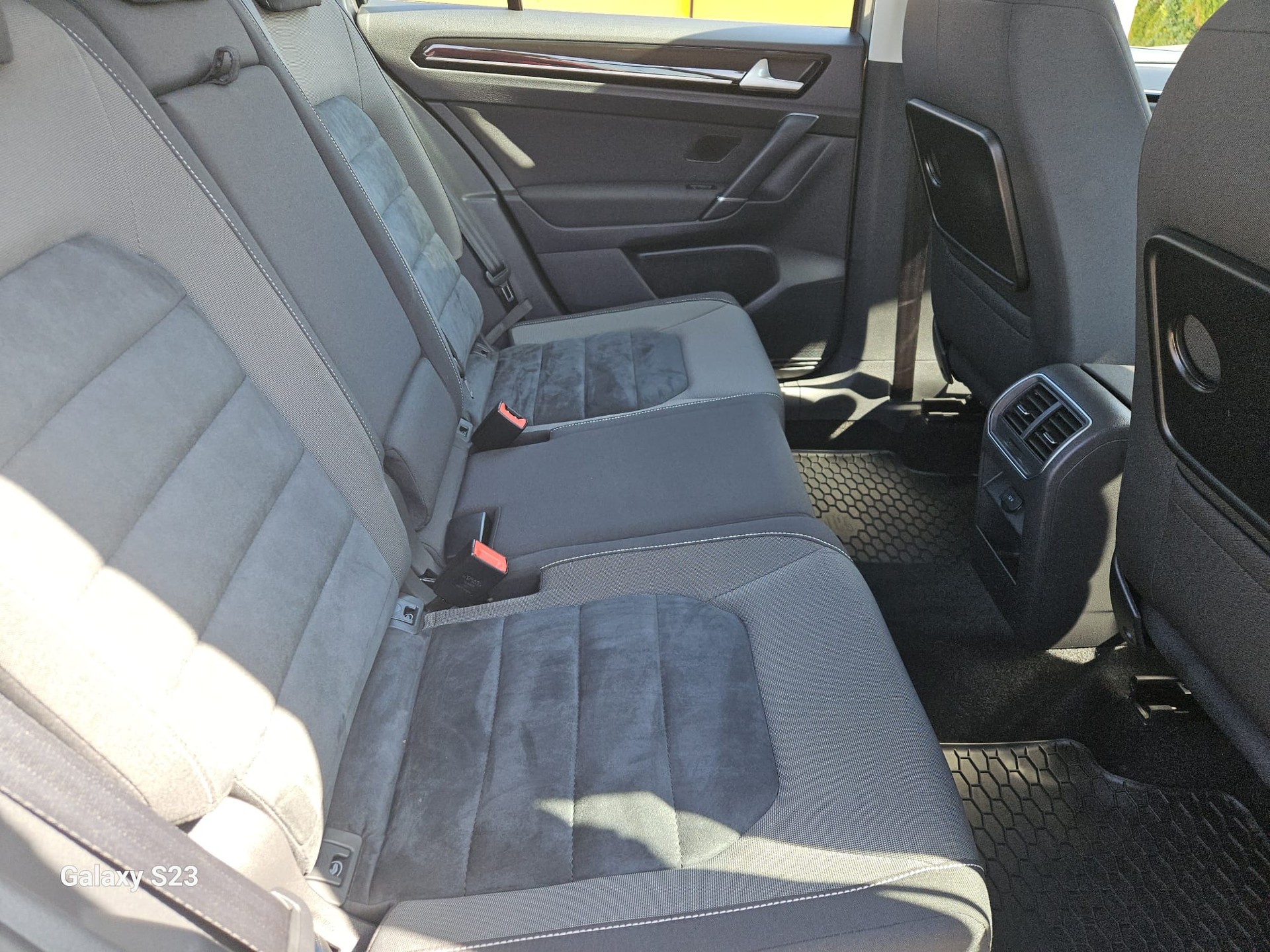 VW Golf Sportsvan 1.6 TDI Comfortline-image-8