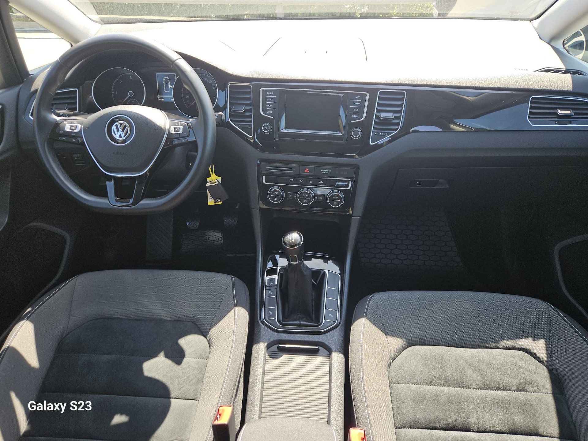 VW Golf Sportsvan 1.6 TDI Comfortline-image-7