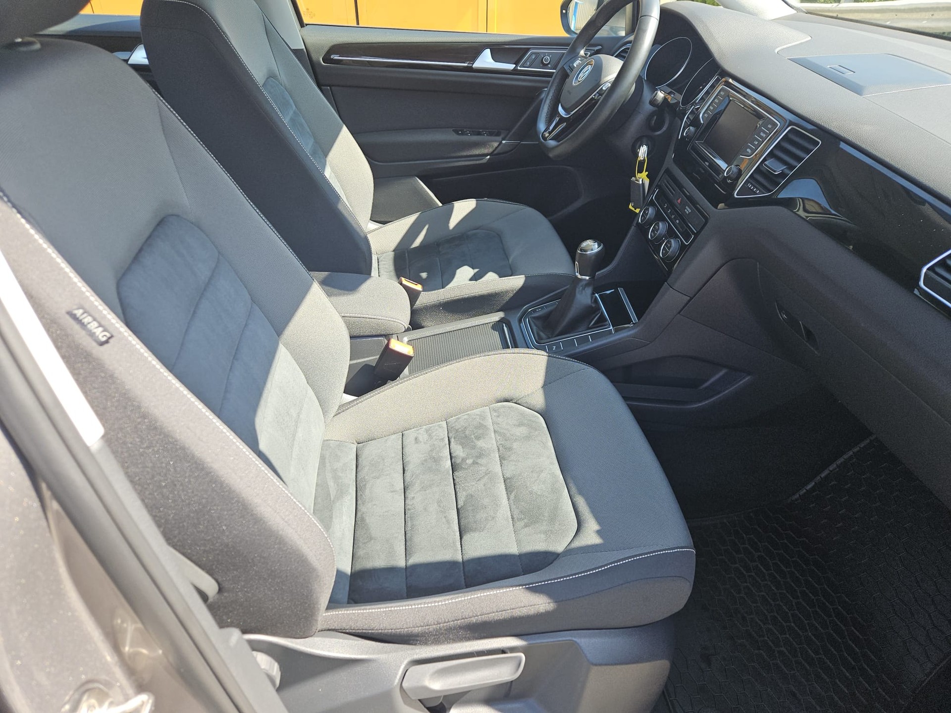 VW Golf Sportsvan 1.6 TDI Comfortline-image-6