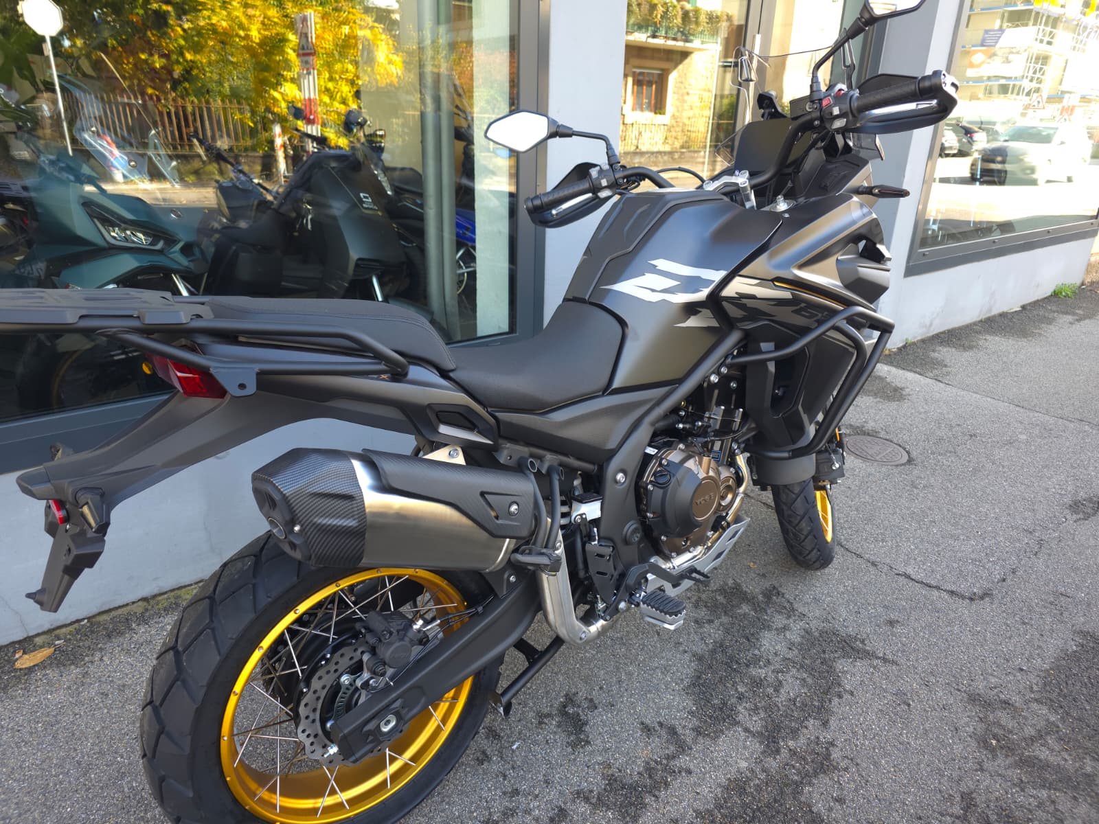 VOGE 625DSX BLACK KNIGHT-image-10