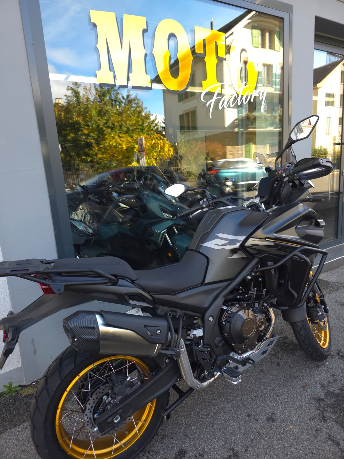 VOGE 625DSX BLACK KNIGHT-image-4
