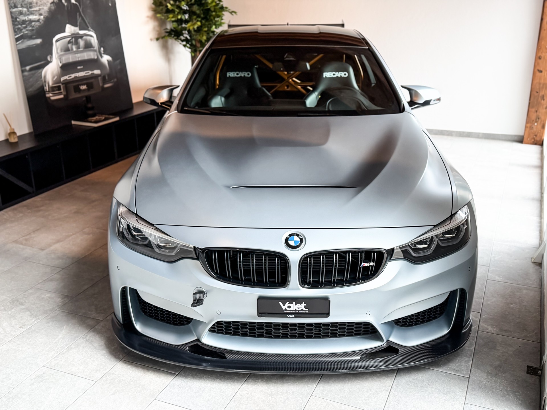 BMW M4 Coupé Competition DKG | FROZEN SILVER | TRACKTOOL-image-4