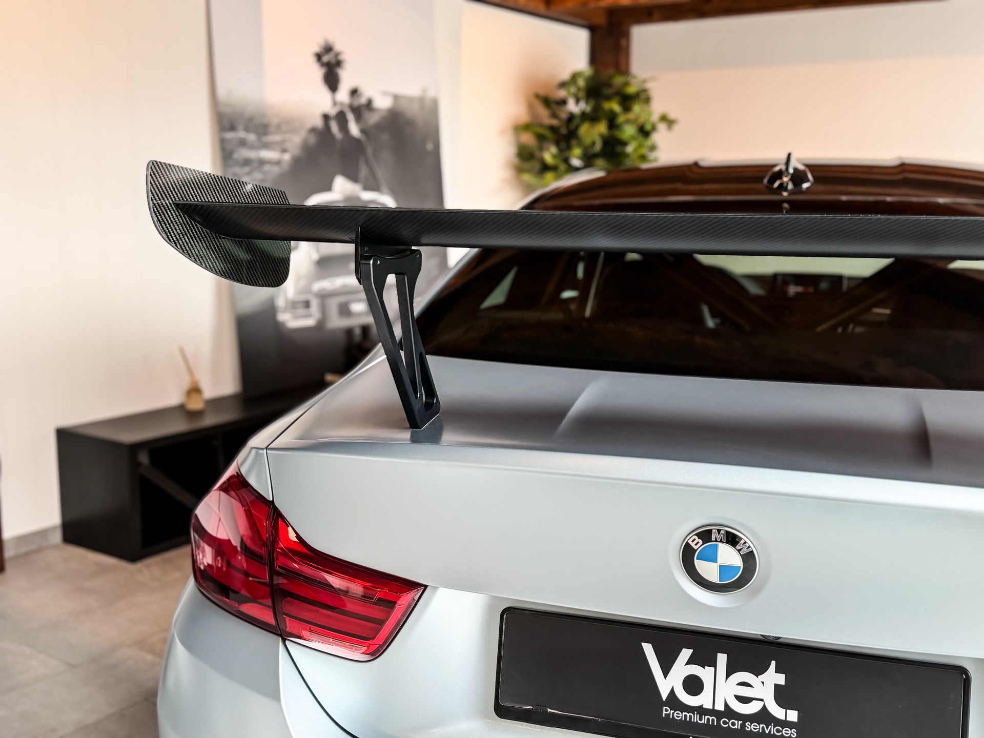 BMW M4 Coupé Competition DKG | FROZEN SILVER | TRACKTOOL-image-6
