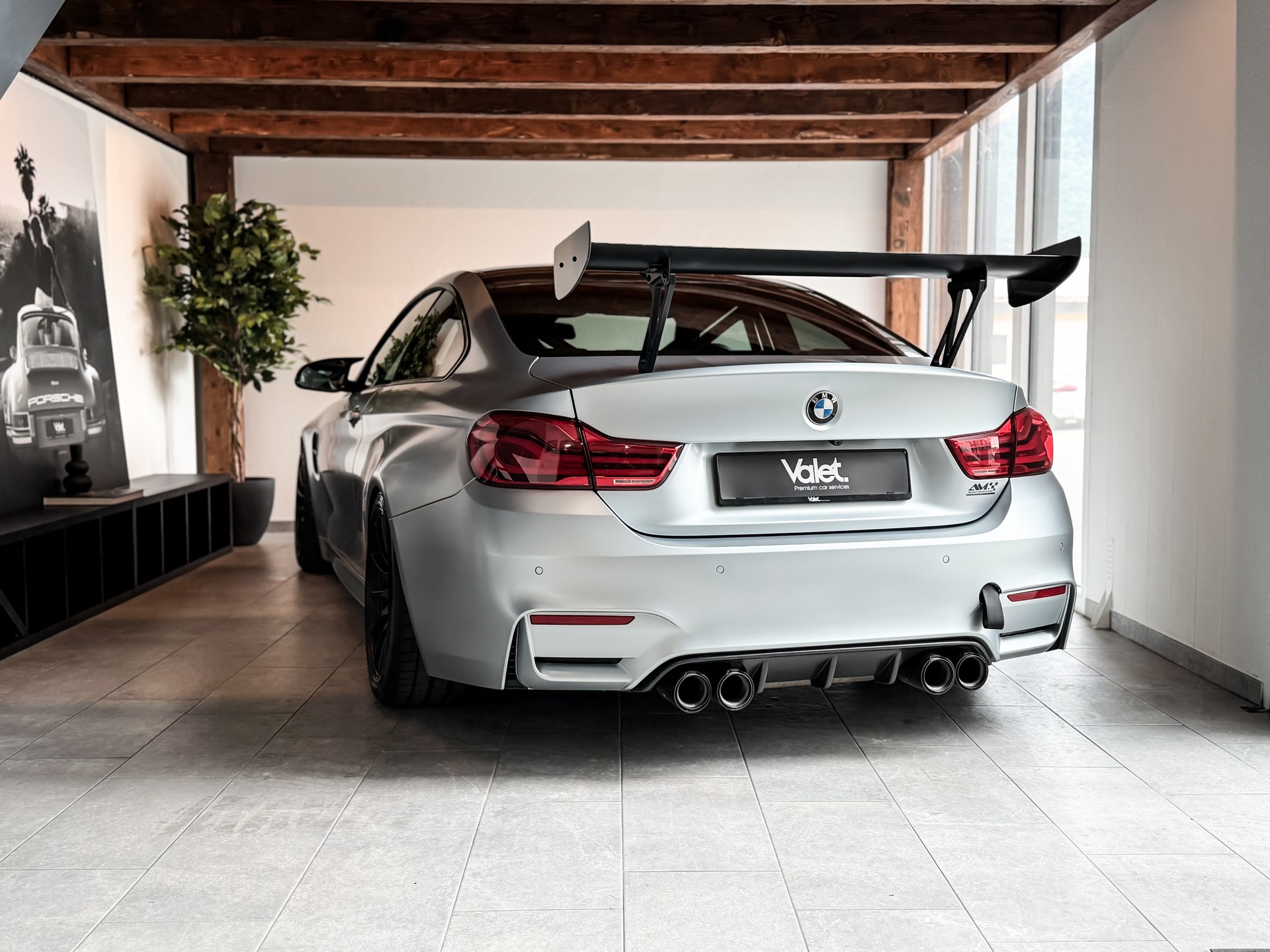 BMW M4 Coupé Competition DKG | FROZEN SILVER | TRACKTOOL-image-5