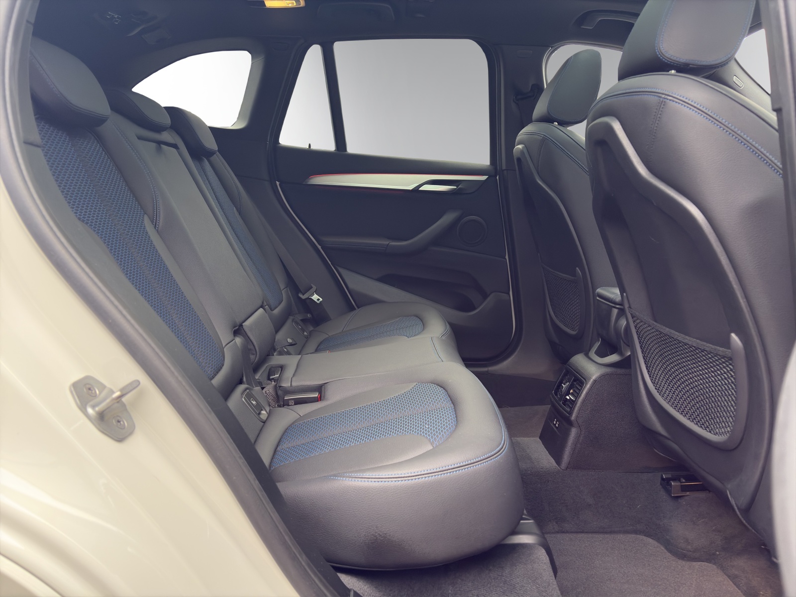 BMW X1 xDrive 20d M Sport Steptronic-image-10