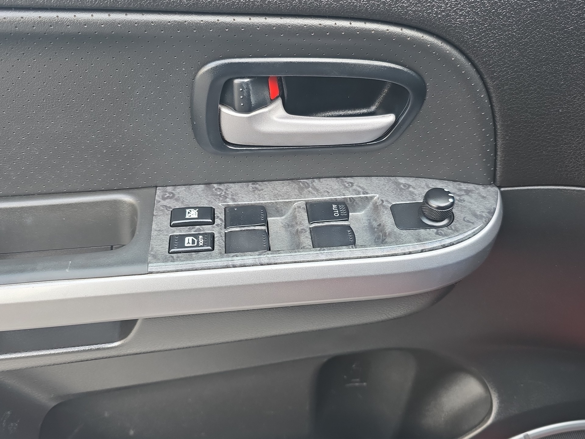SUZUKI Grand Vitara 1.9 TD GL Top-image-9