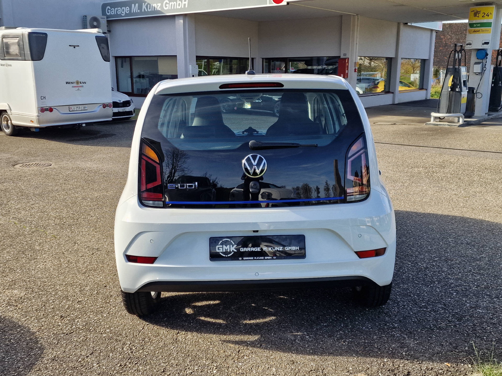 VW Up e-showroom-element-3