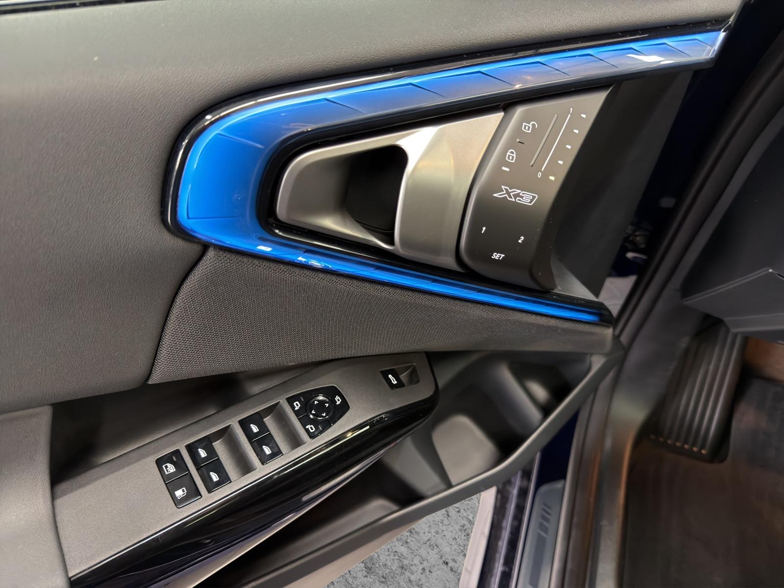 BMW X3 30e xDrive-image-14