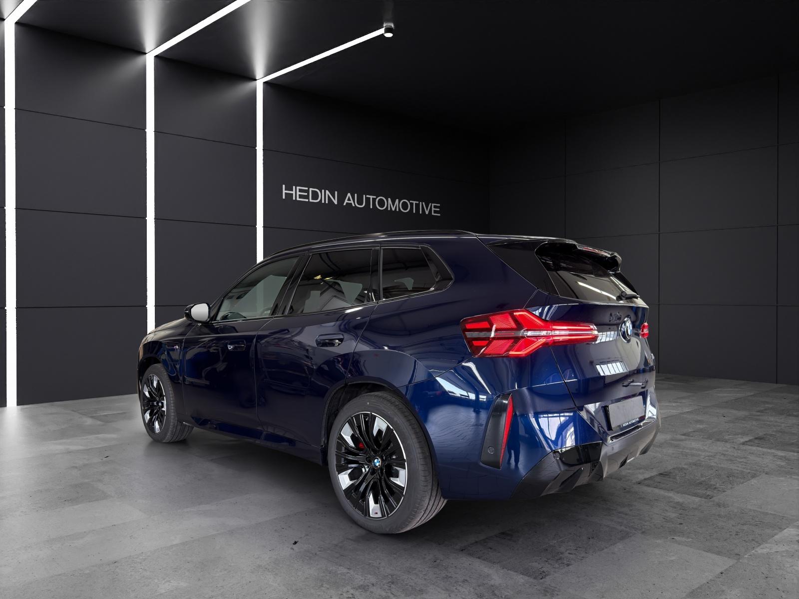 BMW X3 30e xDrive-showroom-element-3