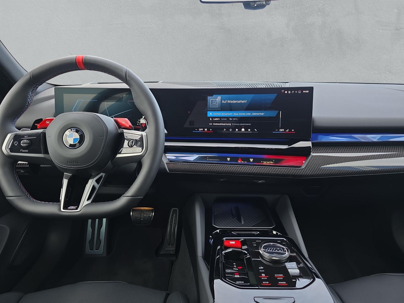BMW M5 xDrive-image-12