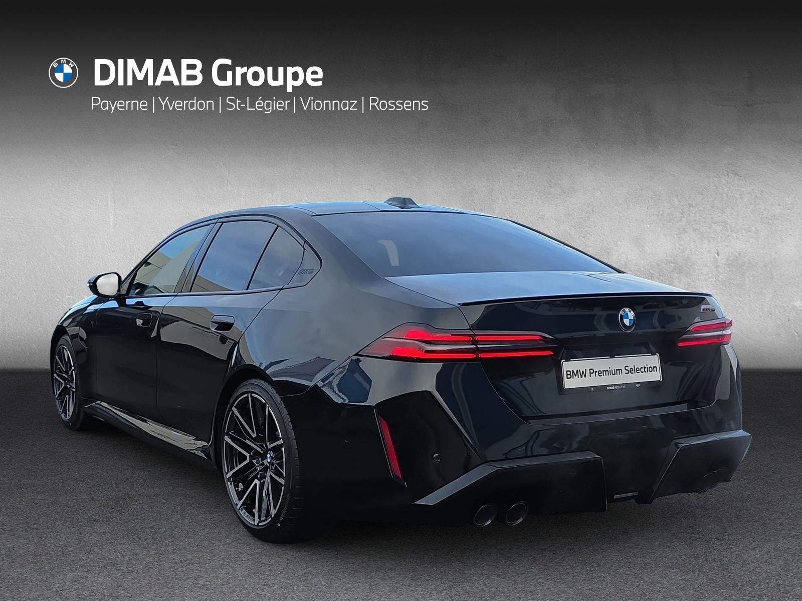 BMW M5 xDrive-showroom-element-2