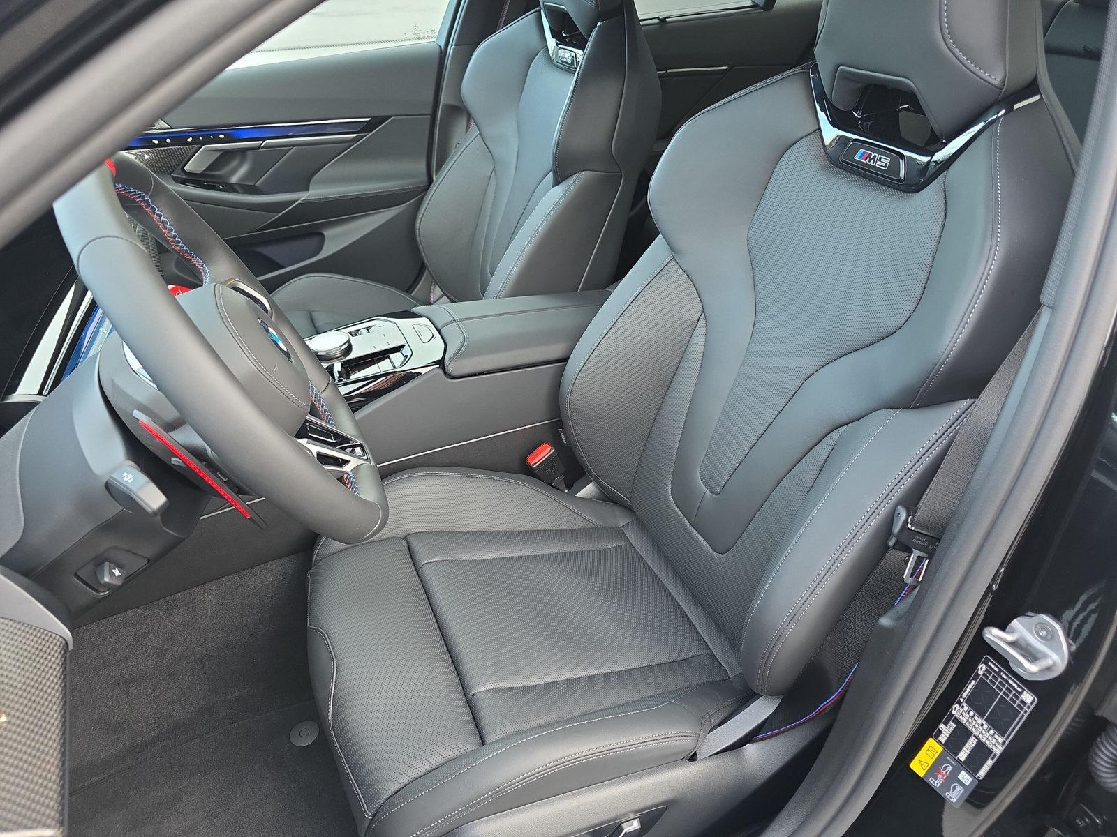 BMW M5 xDrive-image-20