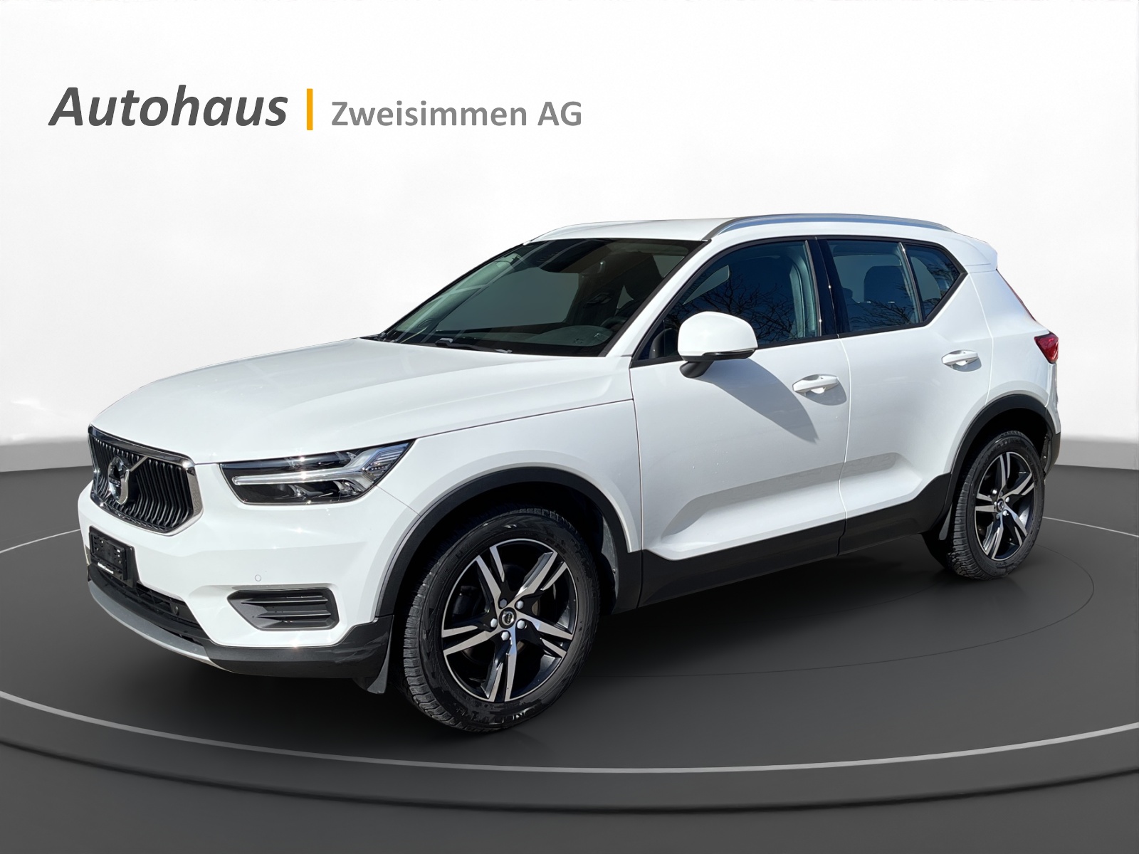 VOLVO XC40 D4 AWD Momentum Geartronic