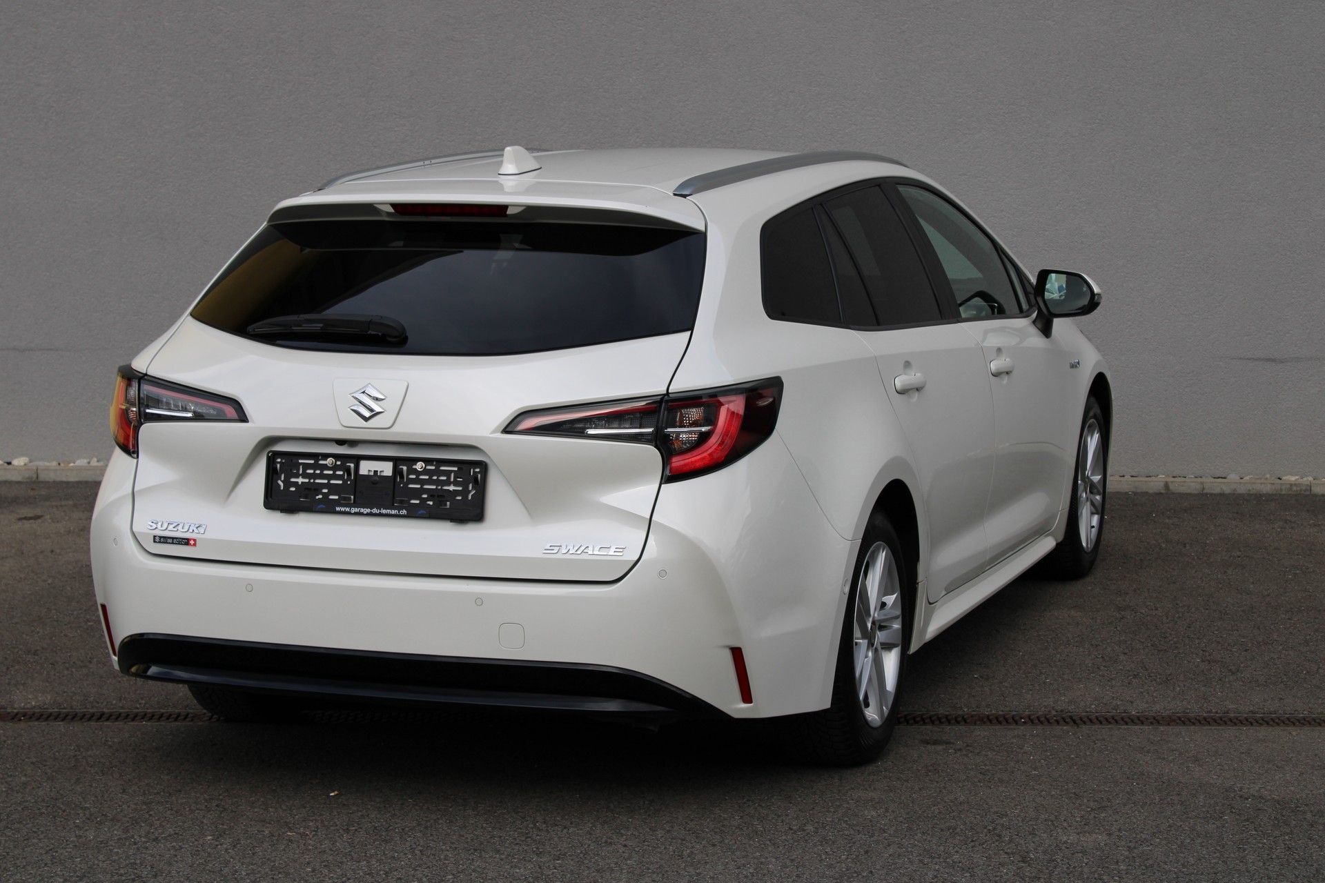 SUZUKI Swace 1.8 Hybrid Compact Top E-CVT-image-7