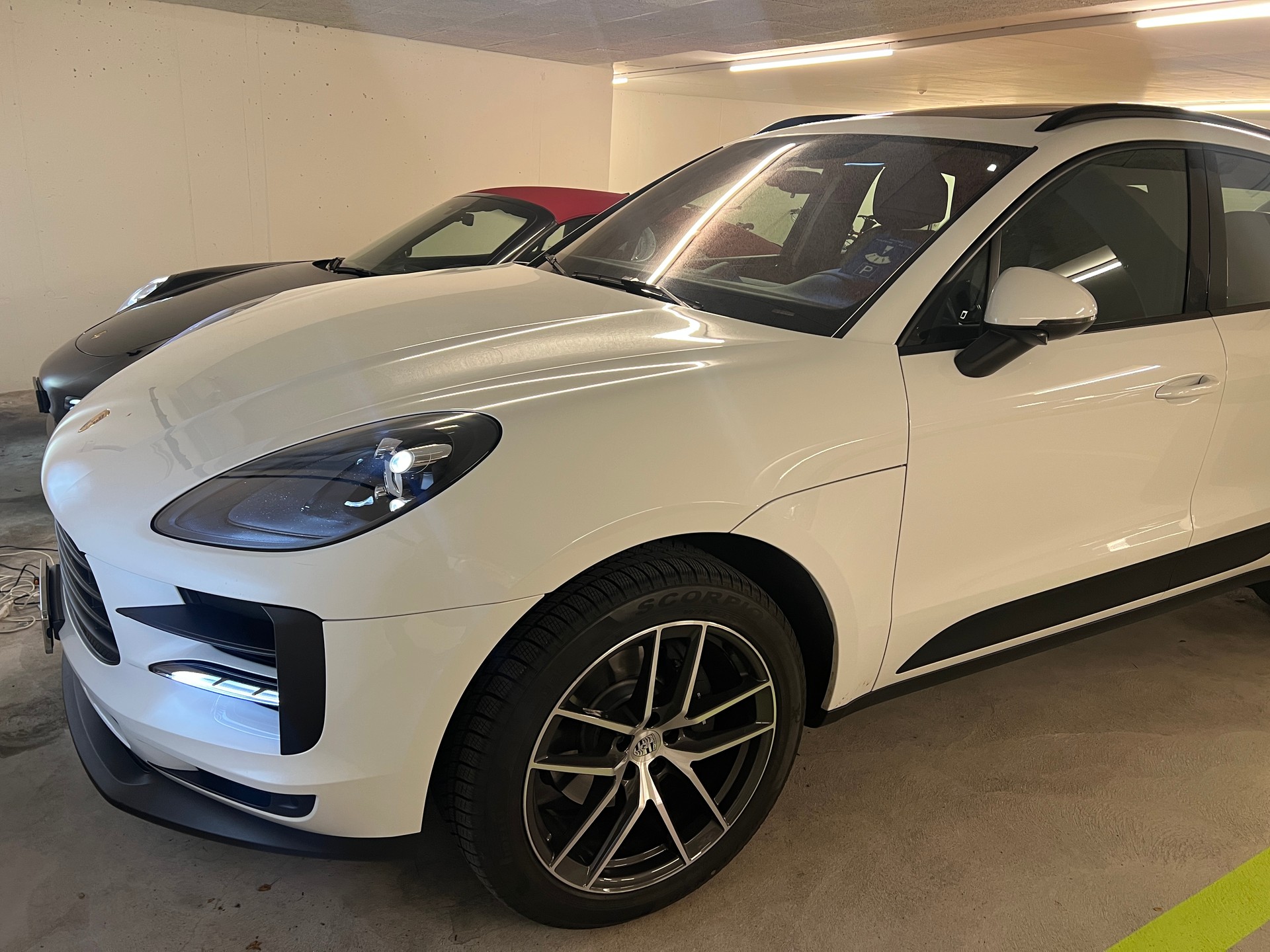 PORSCHE Macan PDK-image-5