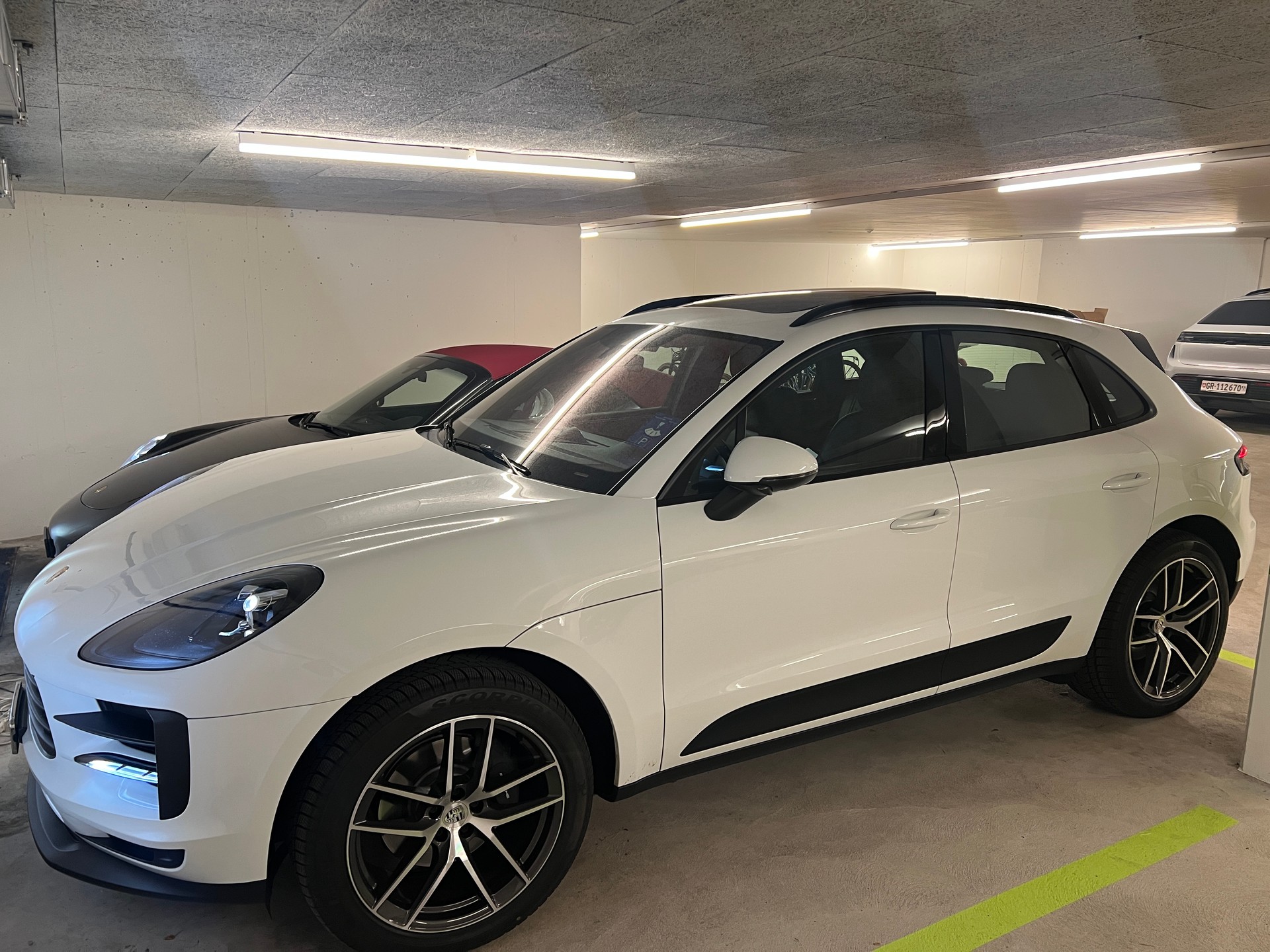 PORSCHE Macan PDK-image-3
