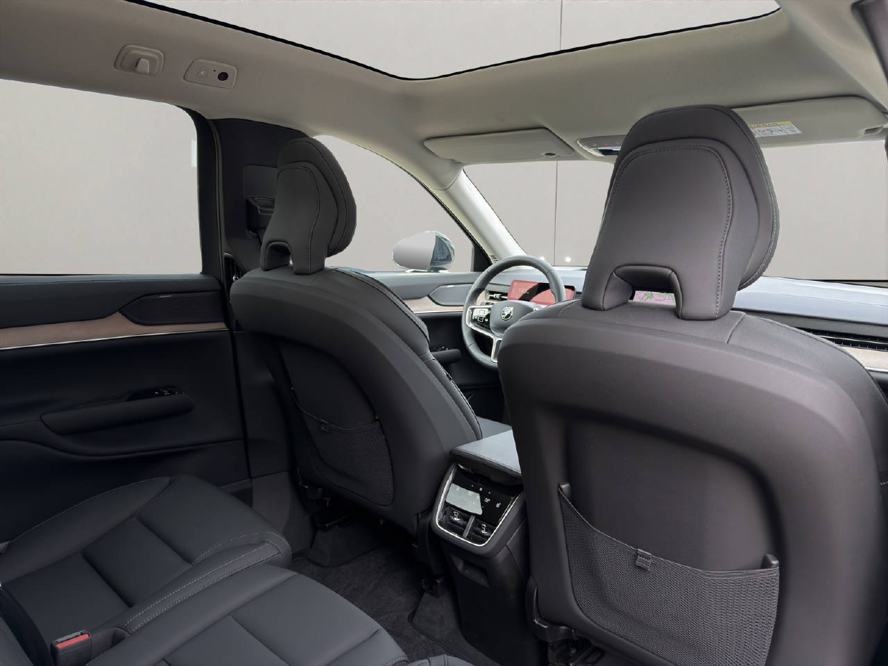 VOLVO EX90 Twin Performance Ultra AWD-image-11