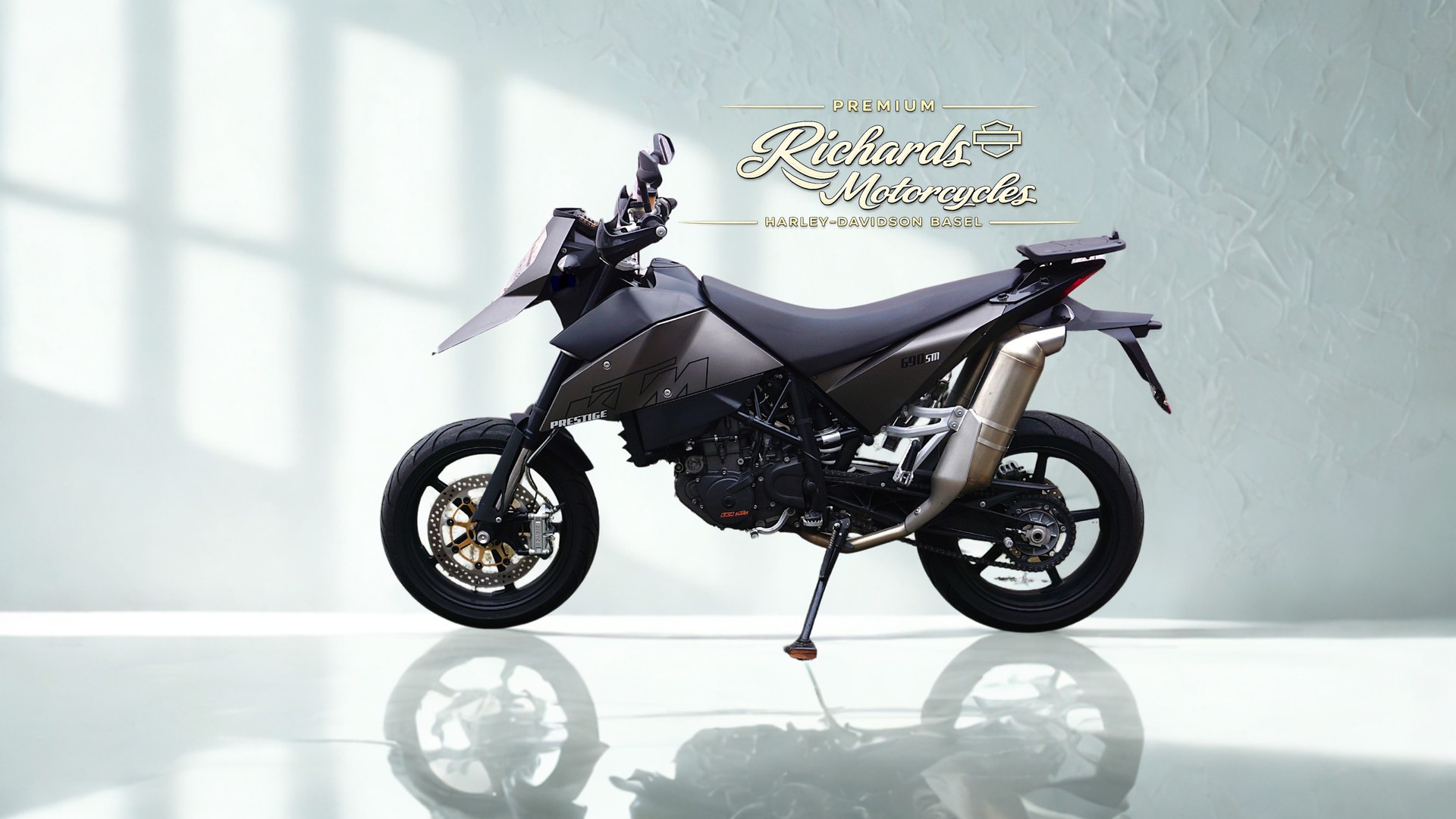 KTM 690 SM-image-3