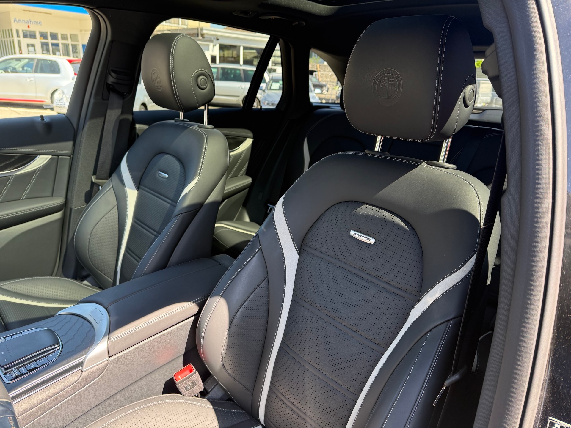 MERCEDES-BENZ GLC 63 S AMG 4Matic 9G-Tronic-image-7