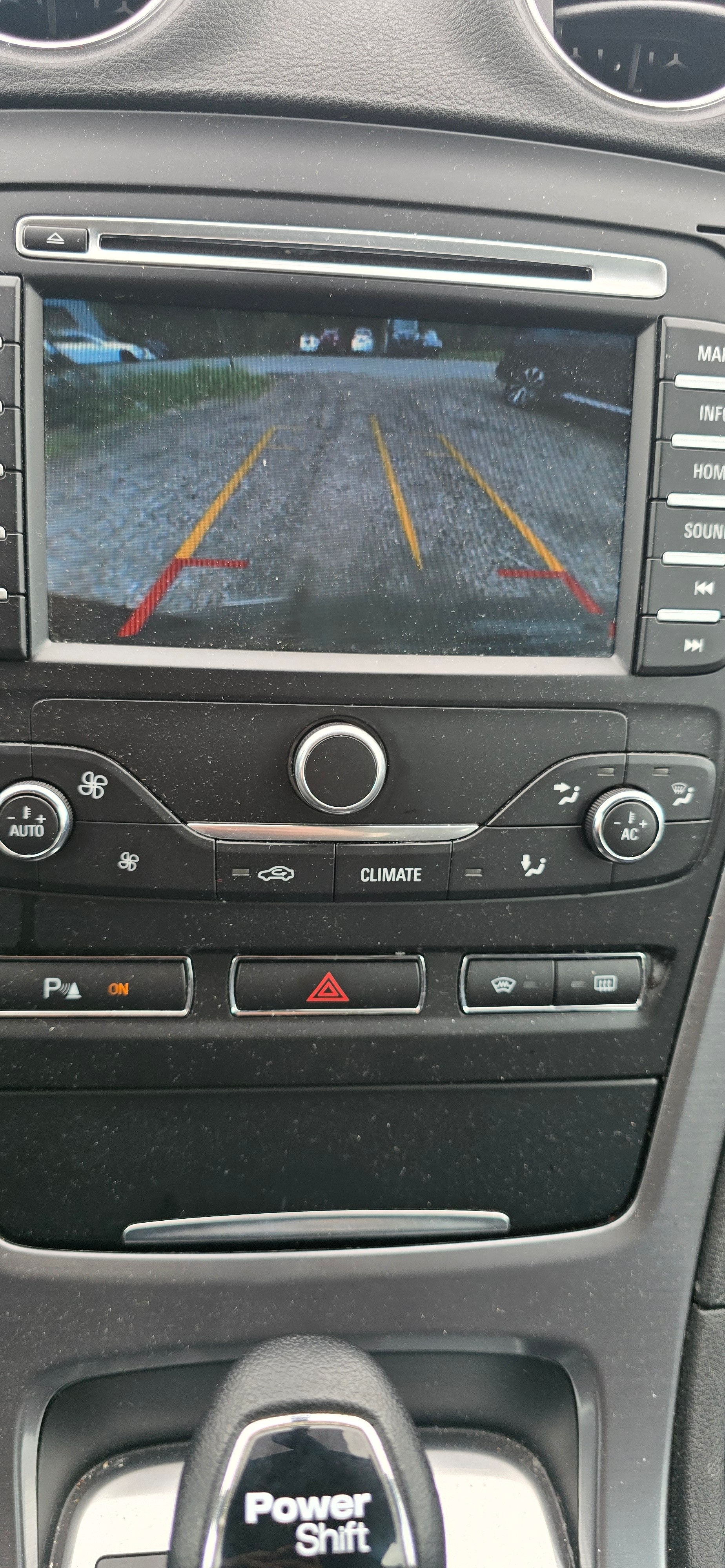 FORD Mondeo 2.0 EcoBoost SCTi Titanium PowerShift-image-14