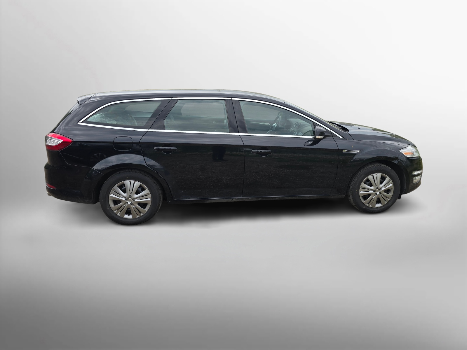FORD Mondeo 2.0 EcoBoost SCTi Titanium PowerShift-image-5