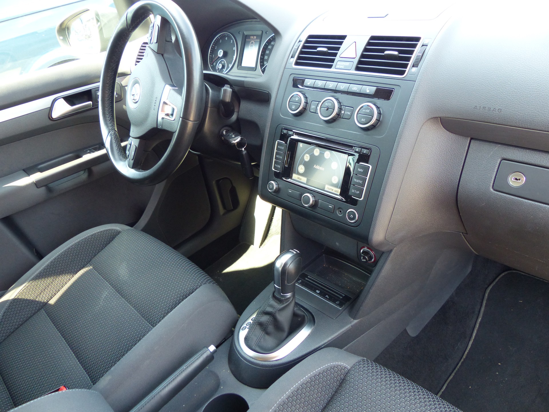 VW Touran 1.4 TSI Comfortline DSG-image-24