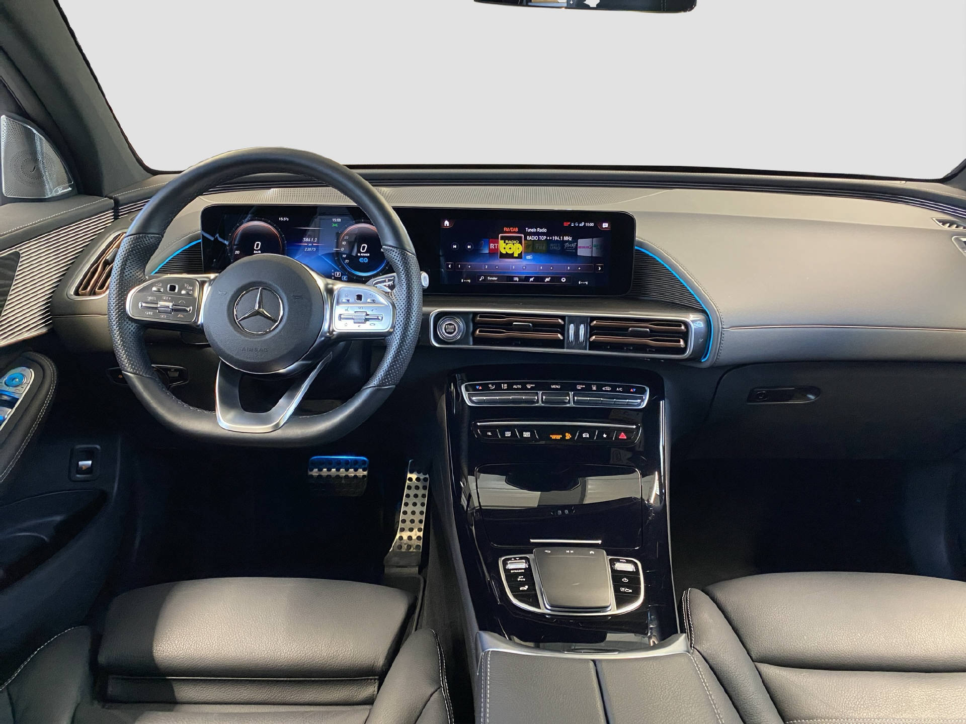 MERCEDES-BENZ EQC 400 AMG Line 4MATIC-image-8