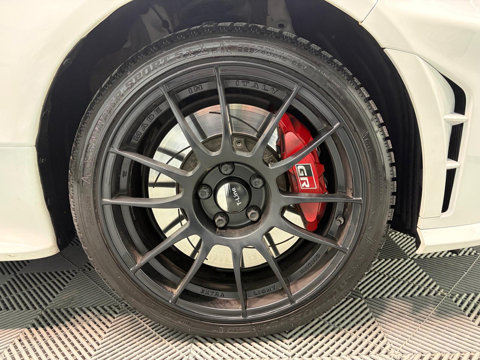 TOYOTA Yaris 1.6 GR Sport A-image-25