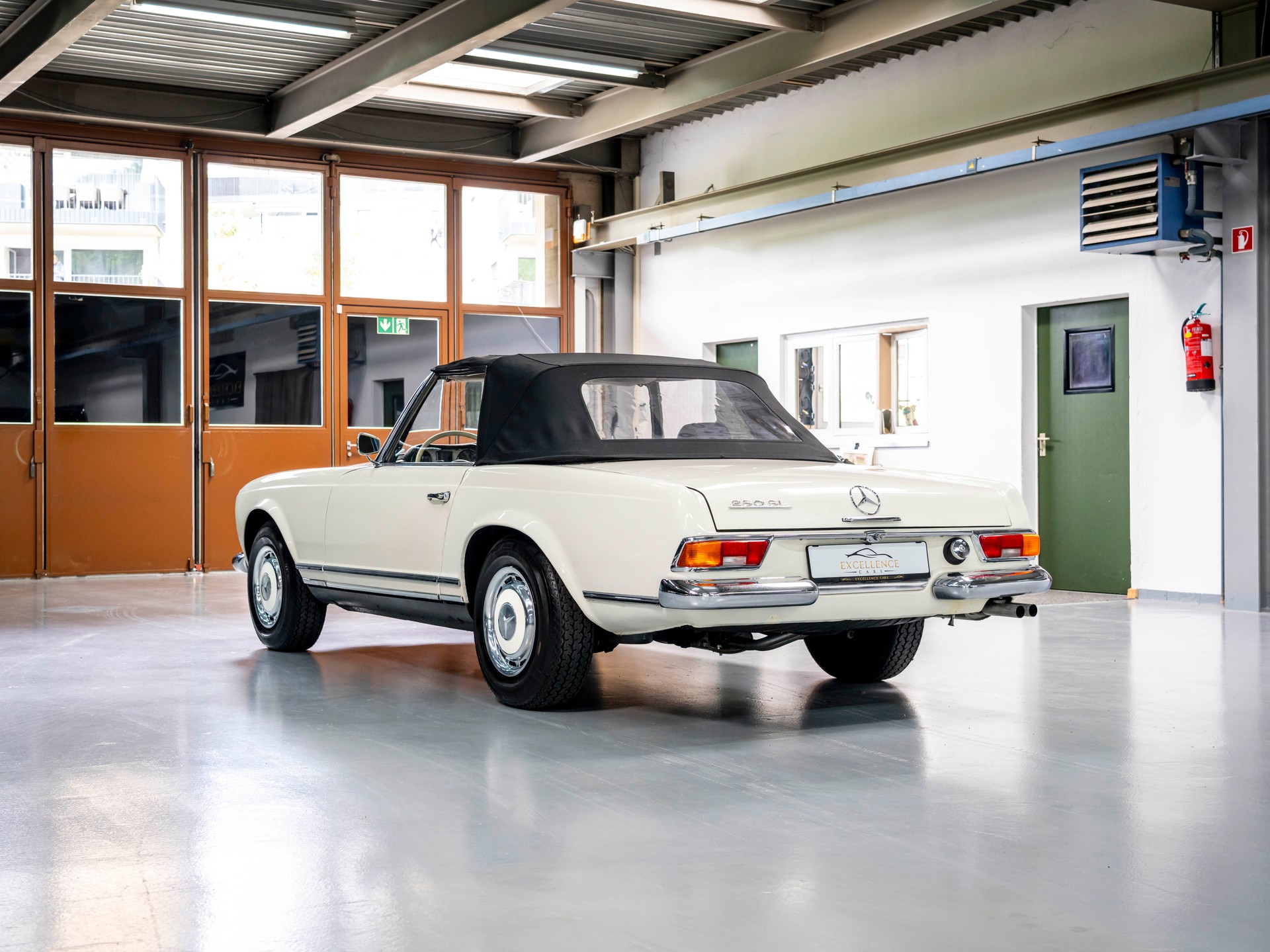 MERCEDES-BENZ SL 250-image-9