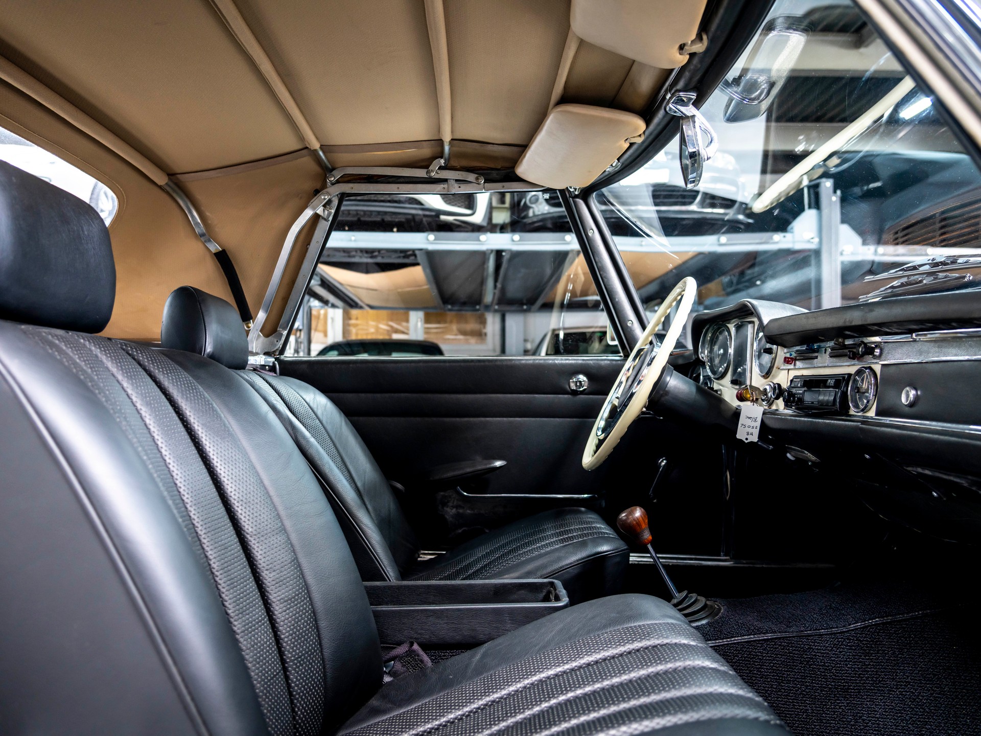 MERCEDES-BENZ SL 250-image-13