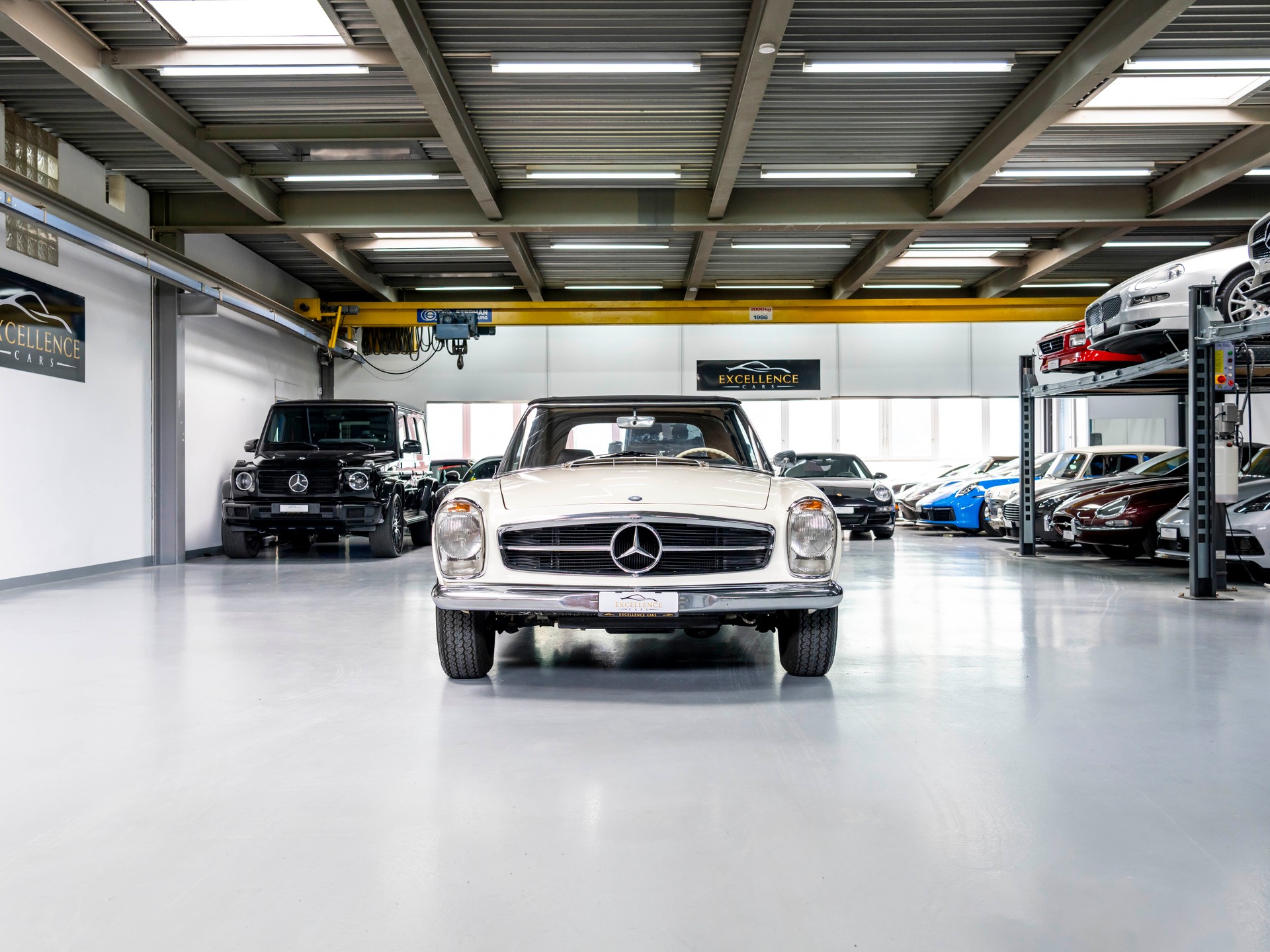 MERCEDES-BENZ SL 250-showroom-element-1