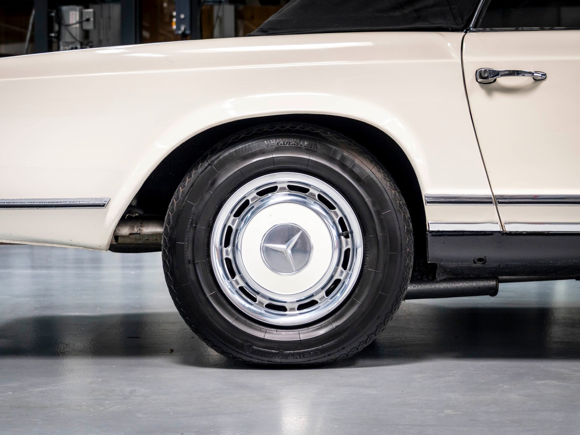 MERCEDES-BENZ SL 250-image-11