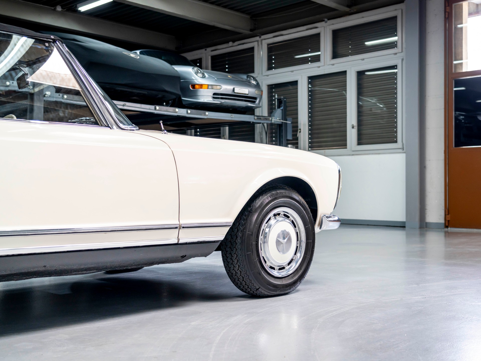 MERCEDES-BENZ SL 250-image-26